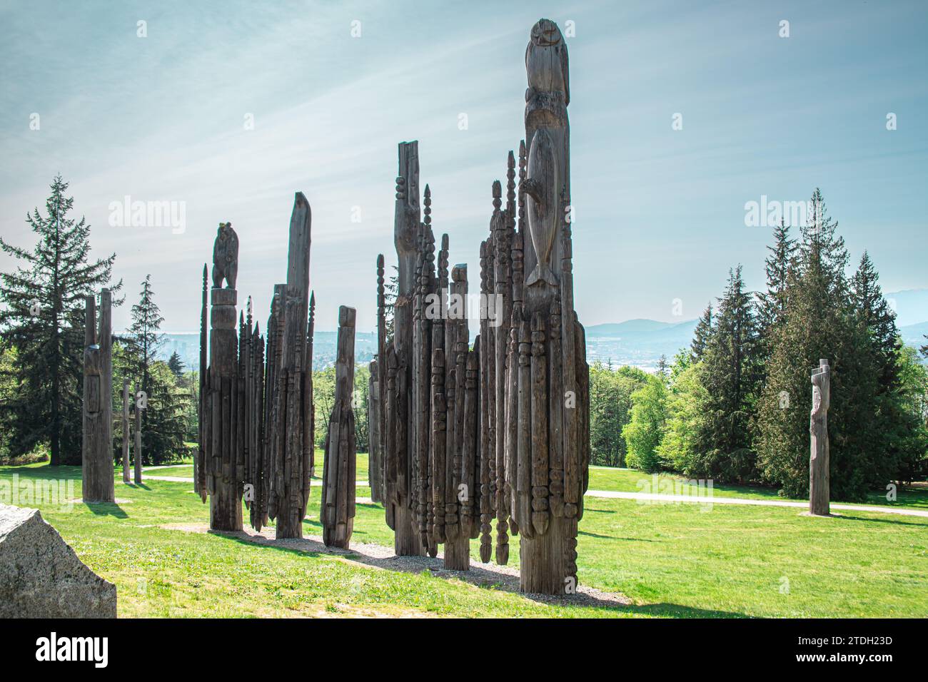 Burnaby, CANADA - 14 2023 mai : terrain de jeu des dieux (situé sur le mont Burnaby) vu en plein soleil. Banque D'Images