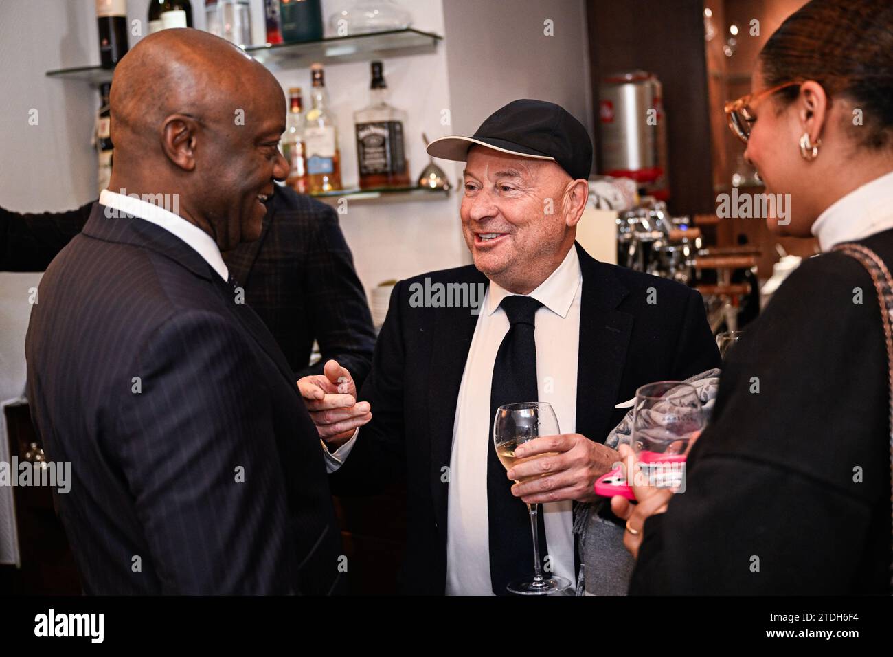 Bruxelles, Belgique. 18 décembre 2023. Luciano d'Onofrio photographié lors d'une cérémonie pour le Trophée Raymond Goethals et le Prix Dominique d'Onofrio, lundi 18 décembre 2023, à Bruxelles. Le Trophée Raymond Goethals est réservé aux entraîneurs belges, actifs en Jupiler Pro League ou à l’étranger. Le Prix Dominique d'Onofrio 2023 est réservé aux débutants de la Jupiler Pro League depuis la saison 2022-2023 et n'ayant plus que 20 ans au 31 décembre 2023. BELGA PHOTO LAURIE DIEFFEMBACQ crédit : Belga News Agency/Alamy Live News Banque D'Images