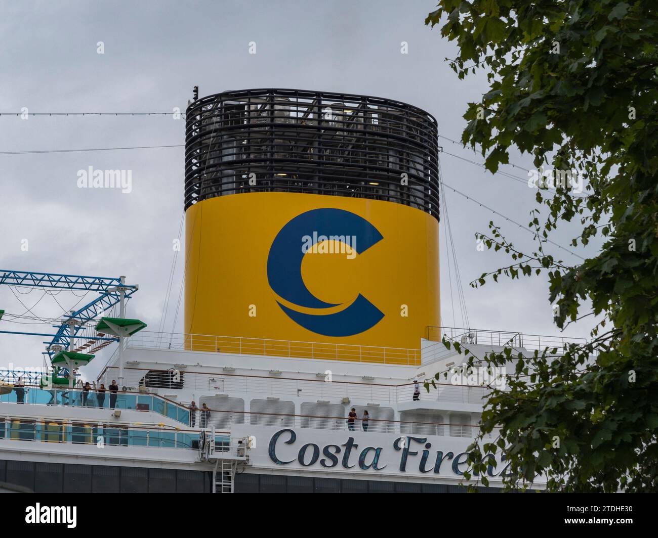 L'entonnoir sur le bateau de croisière Costa Firenze amarré dans le terminal de croisière Ostseekai, Kiel, Allemagne. Banque D'Images