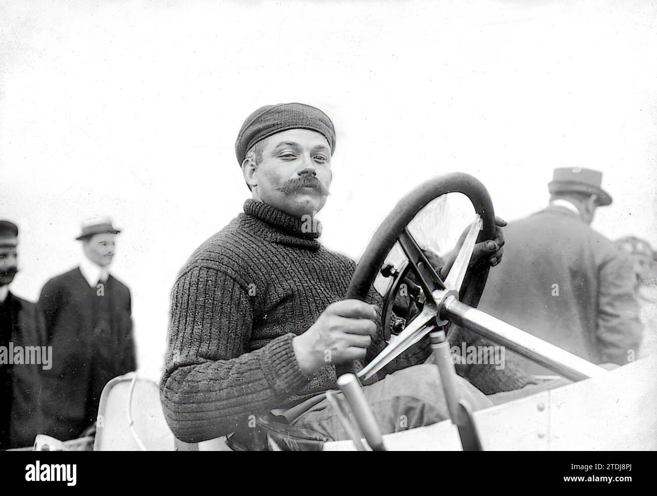 06/30/1908. Dieppe. La course automobile « Grand Prix ». Le vainqueur, l'automobiliste allemand Lautenschlager. Crédit : Album / Archivo ABC / M. Branger Banque D'Images