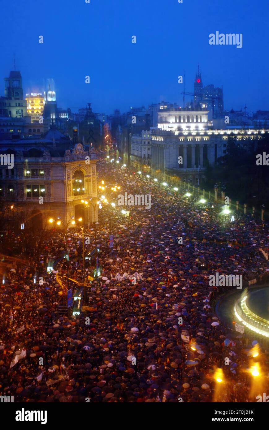 03/11/2004. Madrid, 03-12-04 manifestation contre le terrorisme. Photo : Ángel de Antonio. Crédit : Album / Archivo ABC / Ángel de Antonio Banque D'Images 03/11/2004. Madrid, 03-12-04 manifestation contre le terrorisme. Photo : Ángel de Antonio. Crédit : Album / Archivo ABC / Ángel de Antonio Banque D'Images
