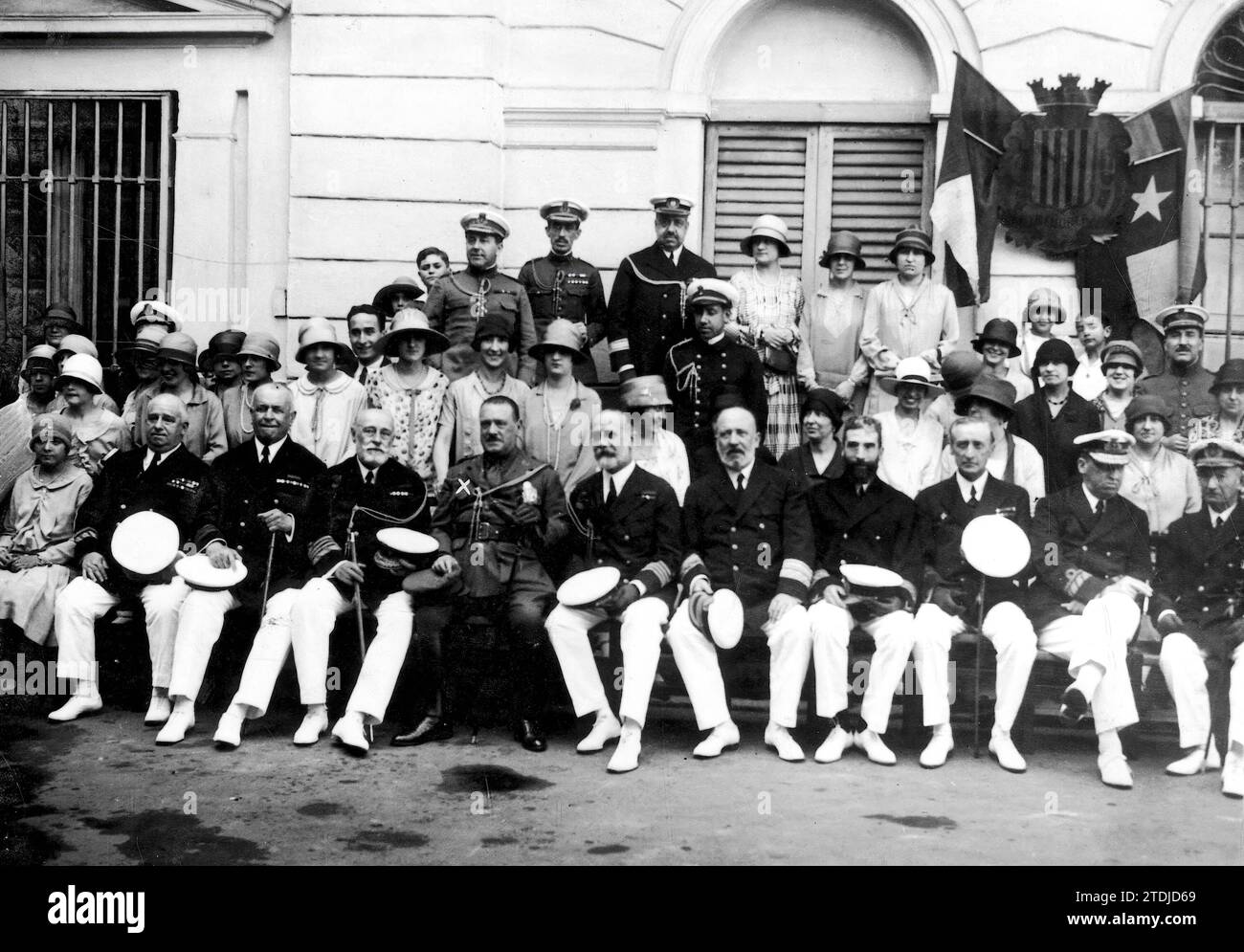 Photo CDV 1860 Marine Alger – État-major à Bord Christophe Colomb, Tirage Original