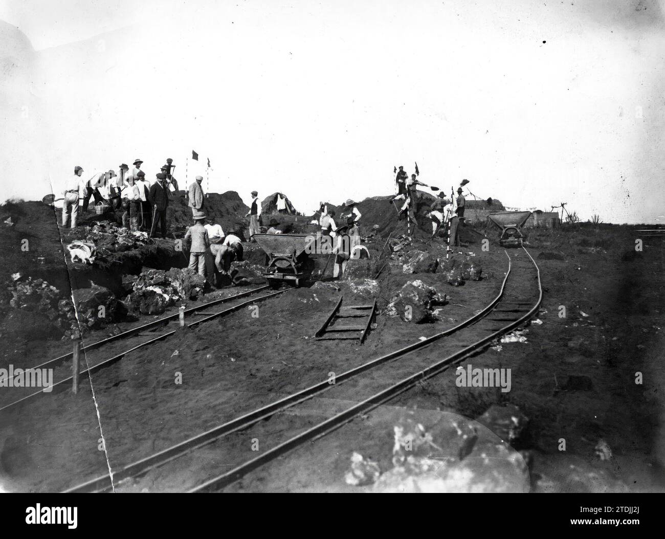 11/30/1912. Notre action au Maroc. Commençant sur la ligne de chemin de fer de Larache à Alcazarquivir, dans laquelle une brigade de Melilla travaillera. Crédit : Album / Archivo ABC / Rectoret Banque D'Images