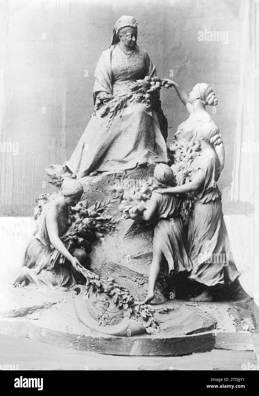 03/01/1912. Un monument à la reine Victoria d'Angleterre. Ensemble du monument artistique érigé à Nice et à l'occasion de l'inauguration duquel seront célébrées des festivités solennelles. Crédit : Album / Archivo ABC Banque D'Images
