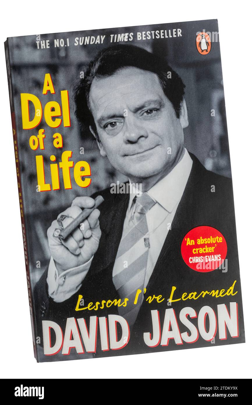 A Del of a Life, Lessons I've Learn livre de poche, une autobiographie humoristique de l'acteur britannique David Jason Banque D'Images