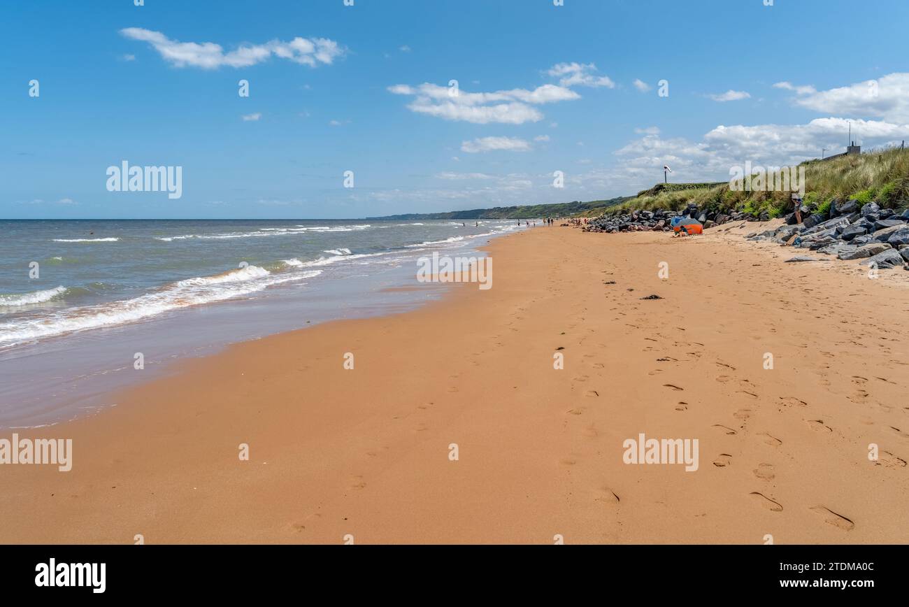Paysage de la plage d'Omaha qui était l'une des cinq zones de l'invasion alliée de la France occupée par les Allemands lors du débarquement de Normandie le 6 juin 1944. C'est Banque D'Images
