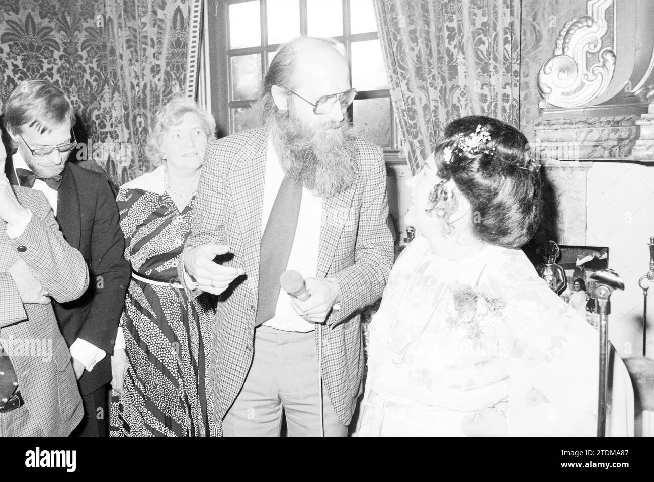 Réception Mary Servaes (chanteuse sans nom), chant personnel et musique, Réceptions, 27-09-1979, Whizgle nouvelles du passé, adaptées à l'avenir. Explorez les récits historiques, l'image de l'agence néerlandaise avec une perspective moderne, comblant le fossé entre les événements d'hier et les perspectives de demain. Un voyage intemporel façonnant les histoires qui façonnent notre avenir Banque D'Images