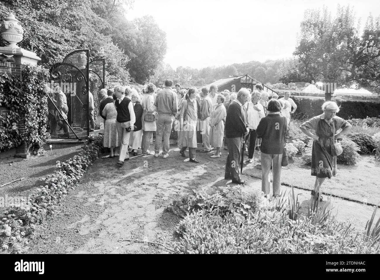 Monument Day, maison à Manpad, Heemstede, monuments, Heemskerk, 12-09-1987, Whizgle nouvelles du passé, adaptées à l'avenir. Explorez les récits historiques, l'image de l'agence néerlandaise avec une perspective moderne, comblant le fossé entre les événements d'hier et les perspectives de demain. Un voyage intemporel façonnant les histoires qui façonnent notre avenir Banque D'Images