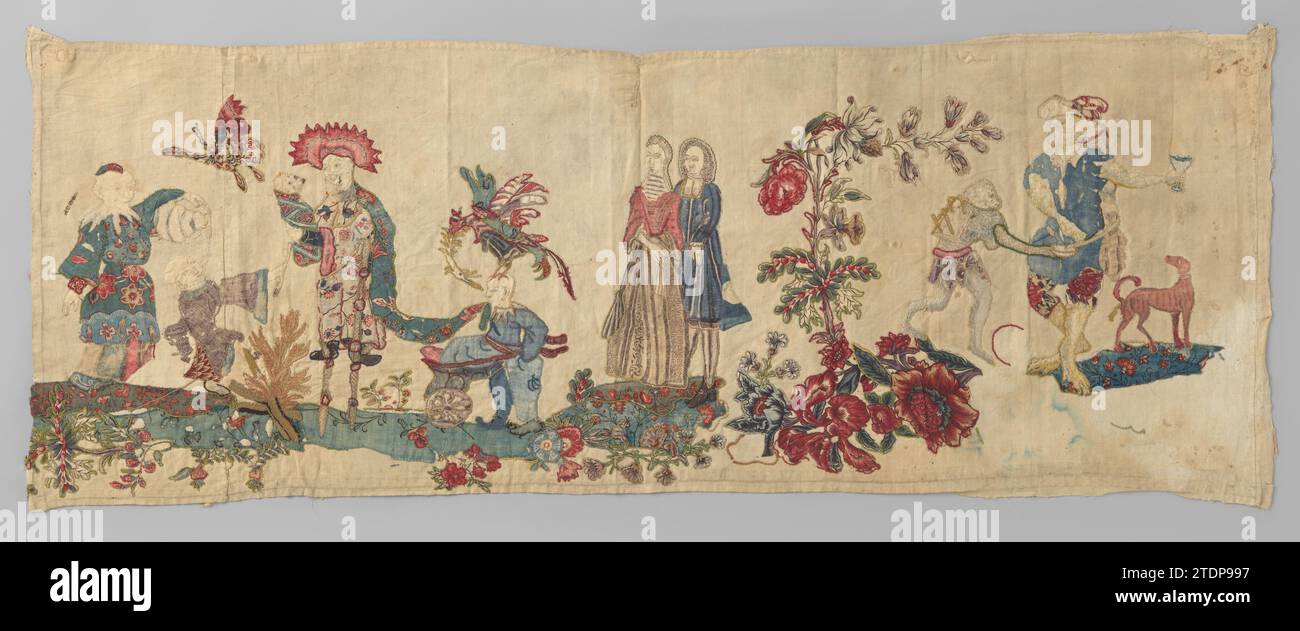 Lambal ou fragment avec chinoiseries in sitsen application , c. 1700 - c. 1750 Lambijn ou fragment avec une image d'artistes chinois. Un Chinois est sur pilotis, un deuxième versé de l'eau sur un troisième et un quatrième a un singe (?) Autour de sa taille. A gauche, on voit une femme habillée européenne, un homme et une femme à droite. Le lambrecijn appartient à trois lambles (BK-16441-B à BK-16441-E) et un couvre-lit (BK-16441-A). Textile oriental. Matières textiles indiennes. lin (matériel) impression Lambijn ou fragment avec une image d'artistes chinois. Un Chinois est sur pilotis, un deuxième versé de l'eau sur un tiers et un Banque D'Images