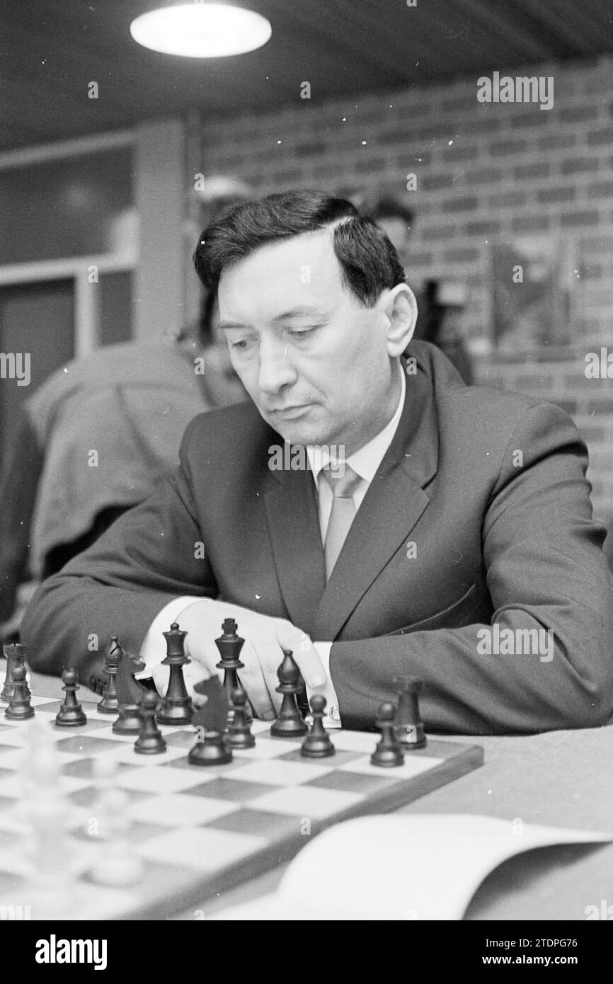 Têtes de joueurs d'échecs, tournoi d'échecs Blast Furnace, 11011972
