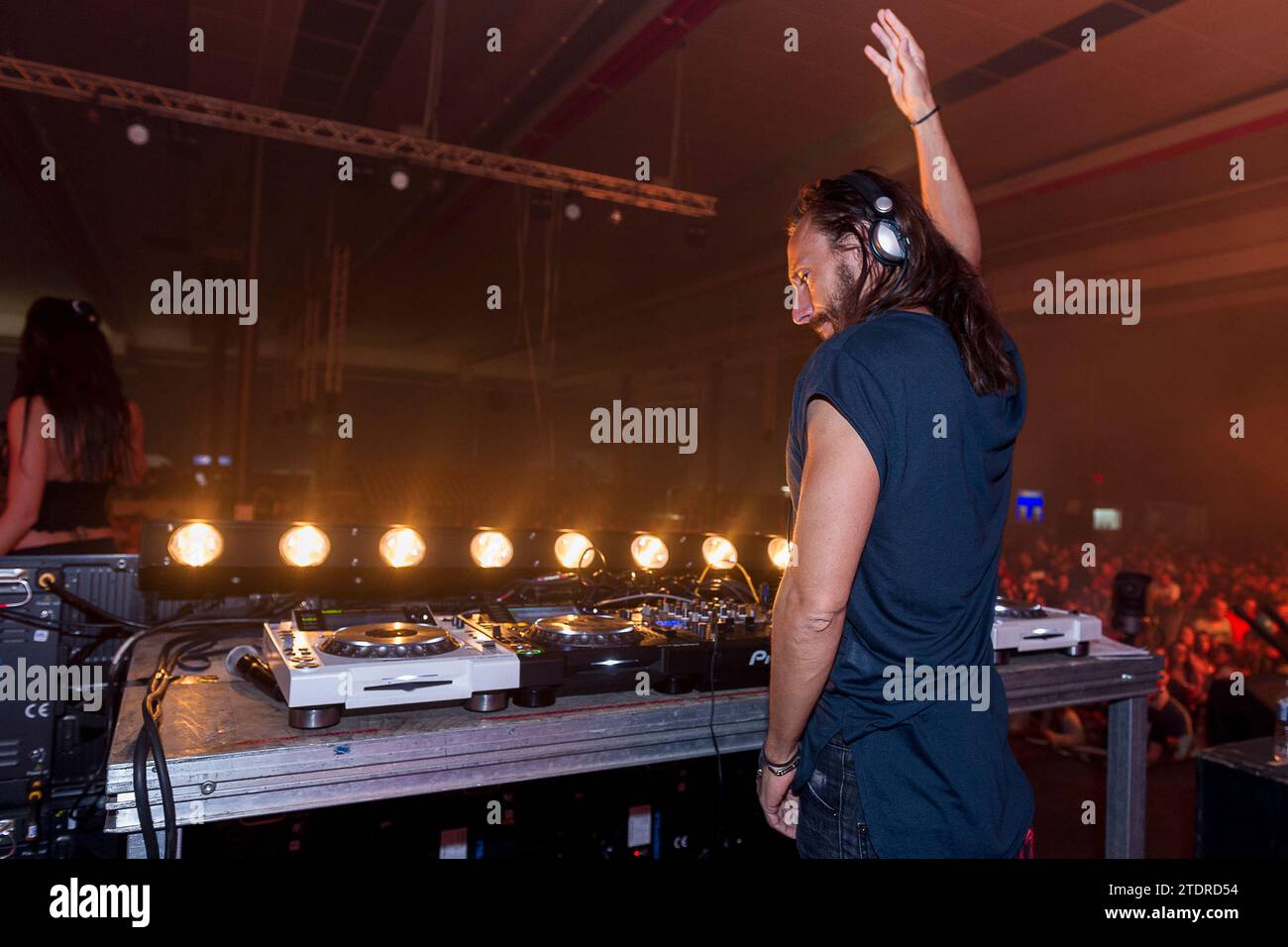 Le Dee jay francais Bob Sinclar en tete d'afiche du Festinam Indoors festival au Namur Expo. | le dee français jay Bob Sinclar au Festinam Banque D'Images