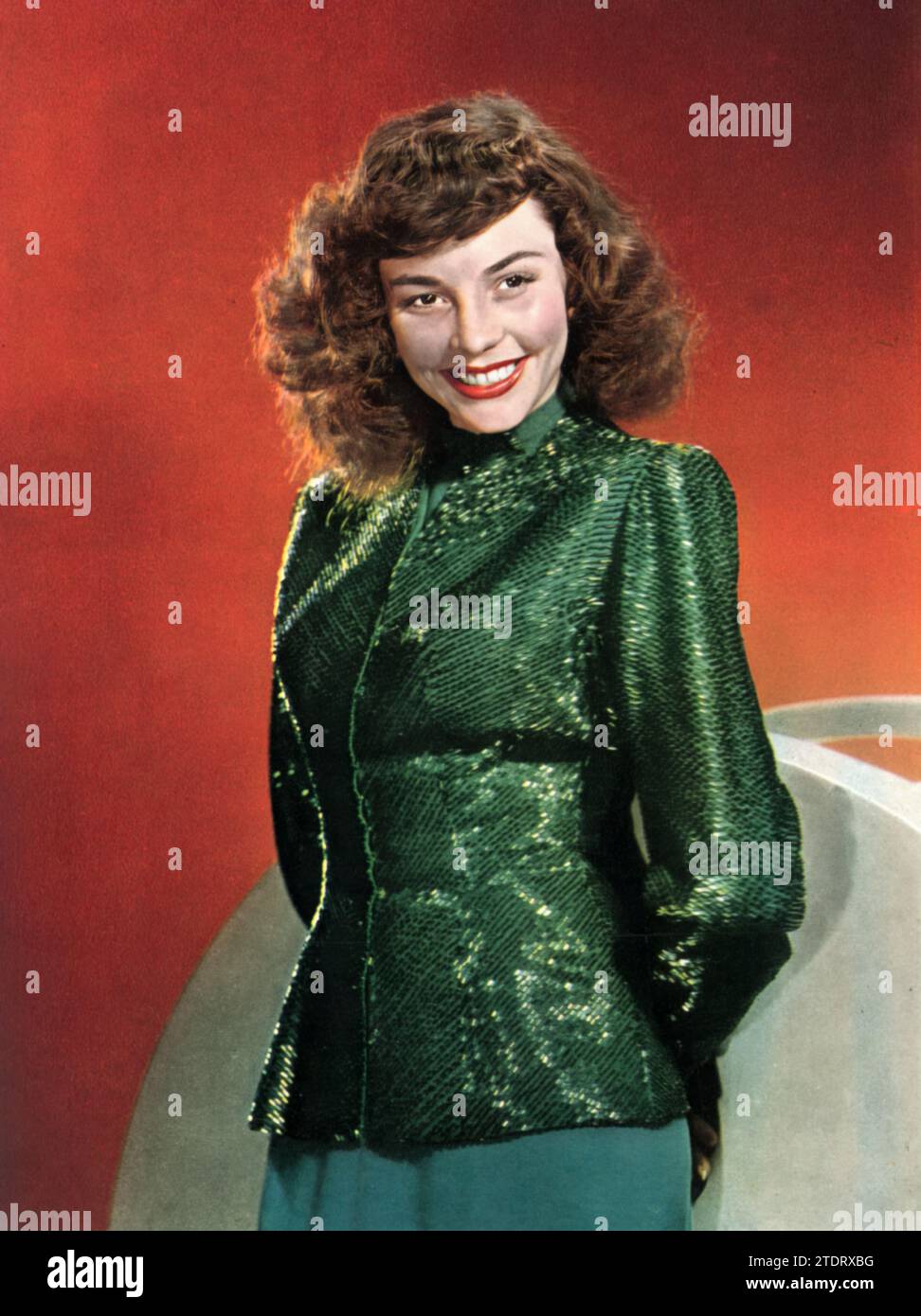 Jennifer Jones, née le 2 mars 1919 et décédée le 17 décembre 2009, est une actrice célèbre connue pour ses rôles dans des films comme duel in the Sun (1946). Dans ce WESTERN épique, elle a livré une performance puissante dans le rôle de Pearl Chavez, un personnage pris dans un triangle amoureux complexe. La représentation de Jones dans duel in the Sun a montré sa gamme dramatique et a contribué à sa réputation d'actrice polyvalente et convaincante à Hollywood. Banque D'Images