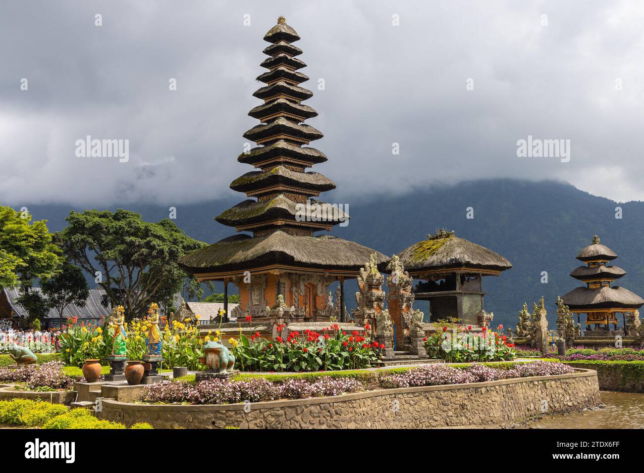 Pura Ulun Danu Beratan, ou Pura Bratan, un temple shaivite hindou majeur à Bali Banque D'Images