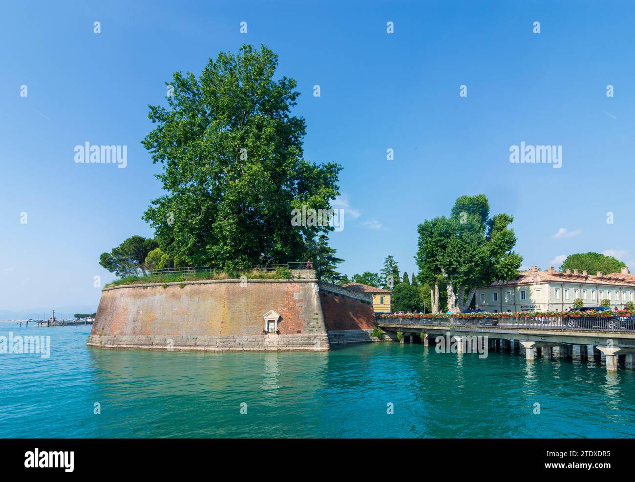 Peschiera del Garda : Lago di Garda (Lac de Garde), forteresse à Vérone, Vénétie, Italie Banque D'Images