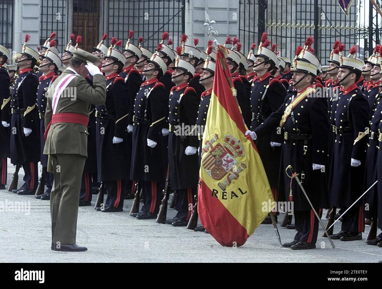 Madrid, 01/06/2002. Festival de Pâques militaire présidé par SS.MM. Les Rois et SAR le Prince Philip. Crédit : Album / Archivo ABC / Jaime García Banque D'Images