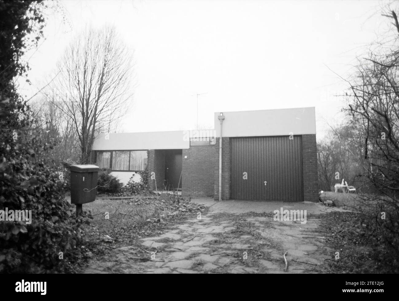 Extérieur résidence officielle Heimanshof Hoofddorp, extérieur, Maisons et construction de maisons, Hoofddorp, Wieger Bruinlaan, pays-Bas, 10-01-1990, Whizgle nouvelles du passé, adaptées à l'avenir. Explorez les récits historiques, l'image de l'agence néerlandaise avec une perspective moderne, comblant le fossé entre les événements d'hier et les perspectives de demain. Un voyage intemporel façonnant les histoires qui façonnent notre avenir. Banque D'Images
