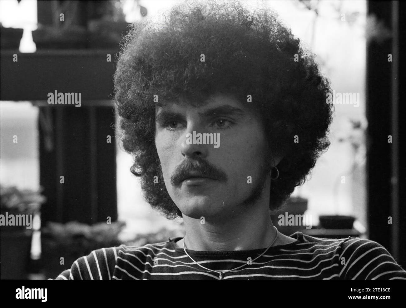 Portraits Robert long, Robert long, 20-01-1977','04-03-1977','08-04