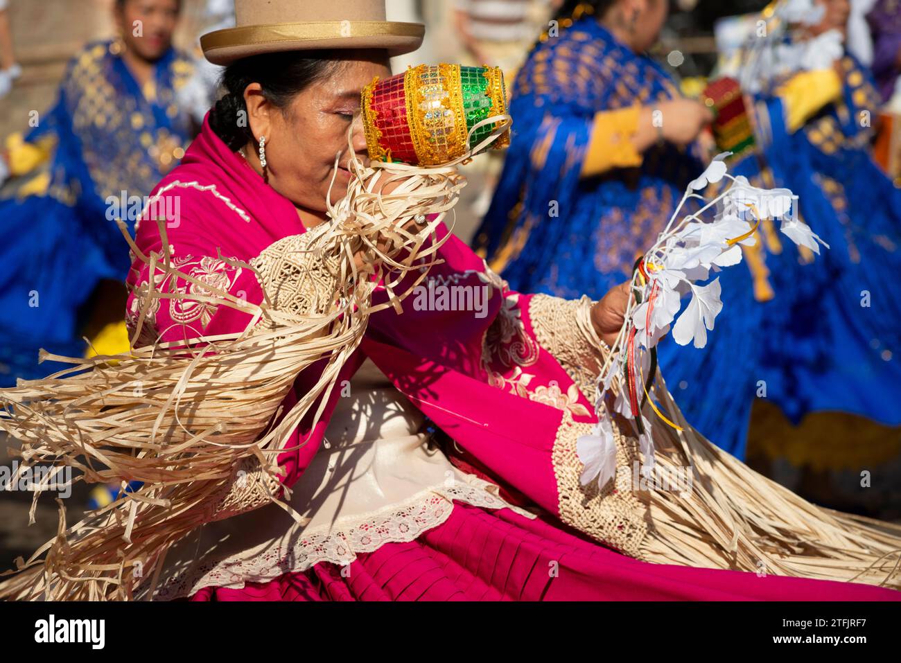 09-09-2023- Italie, Lombardie, Crema, Communauté bolivienne célébrer pendant la Vierge de Guadalupe, danseurs boliviens Banque D'Images