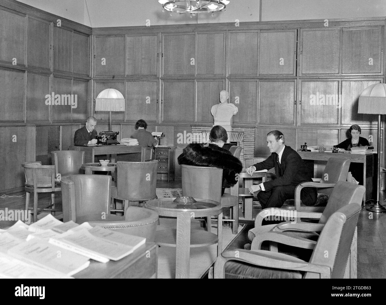 La salle de lecture de la Fondation universitaire / Fondation Université à Bruxelles ca. 1935 Banque D'Images