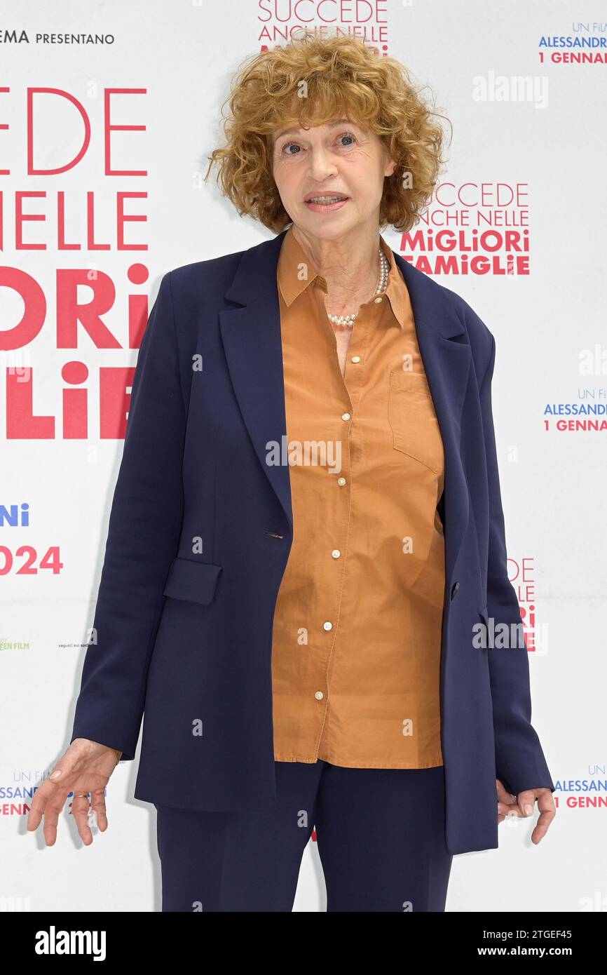 Rome, Italie. 20 décembre 2023. Anna Galiena assiste au photocall du film Succede anche nelle migliori famiglie au Meriedien Visconti Palace. Crédit : SOPA Images Limited/Alamy Live News Banque D'Images