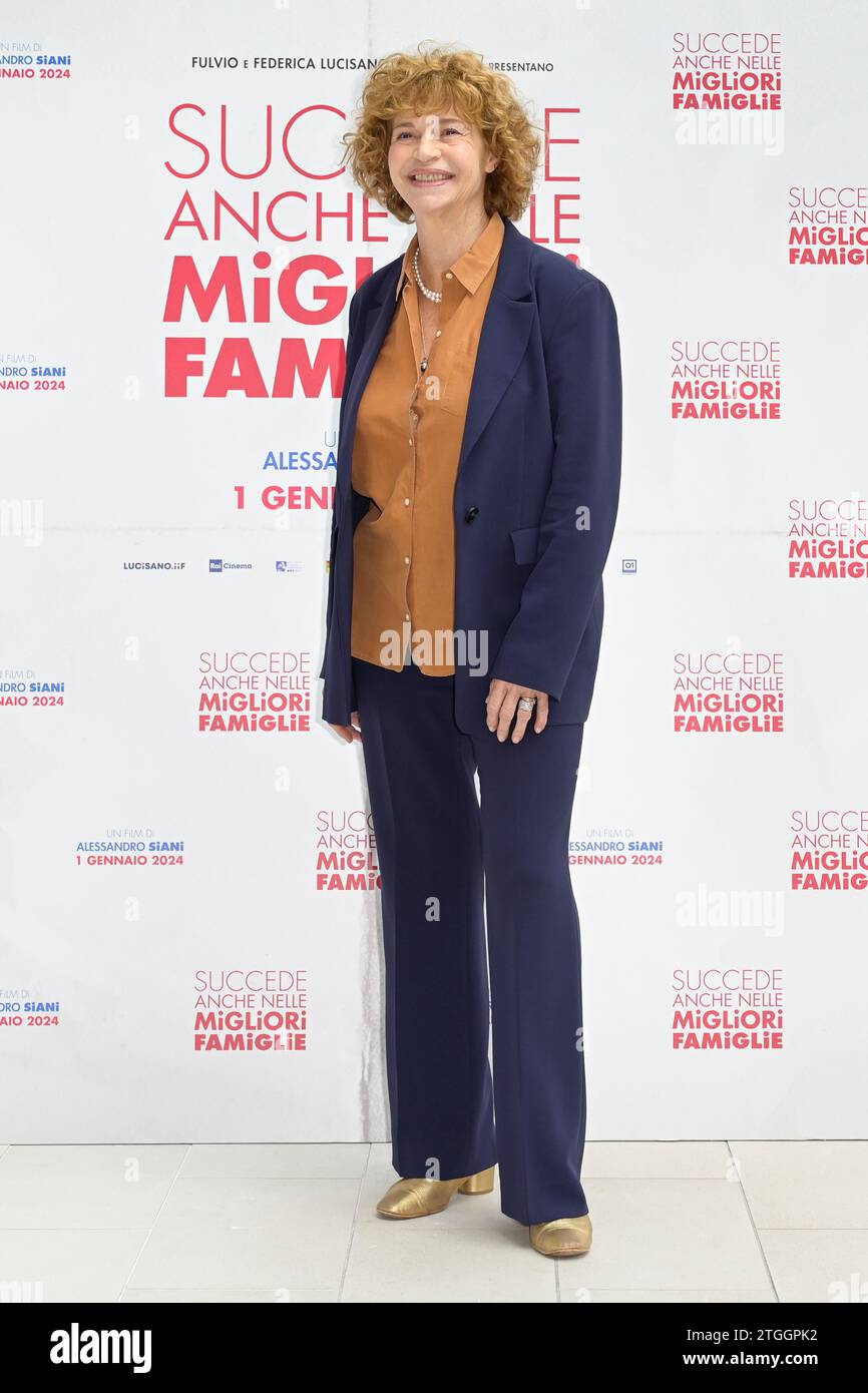 Anna Galiena assiste au photocall du film Succede anche nelle migliori famiglie au Meriedien Visconti Palace. (Photo Mario Cartelli / SOPA Images/Sipa USA) Banque D'Images