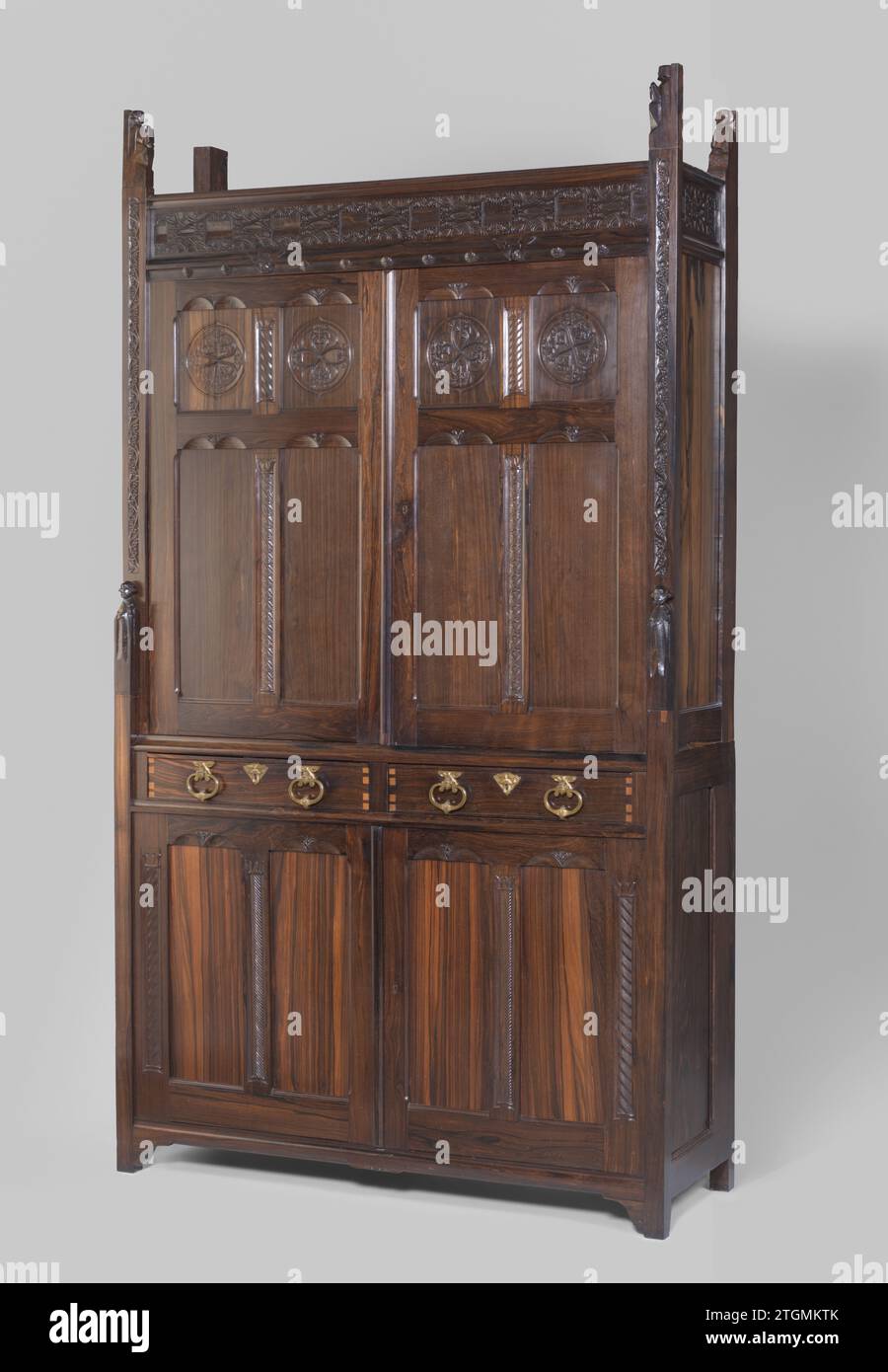 Armoire chêne 3 portes - Ameublement
