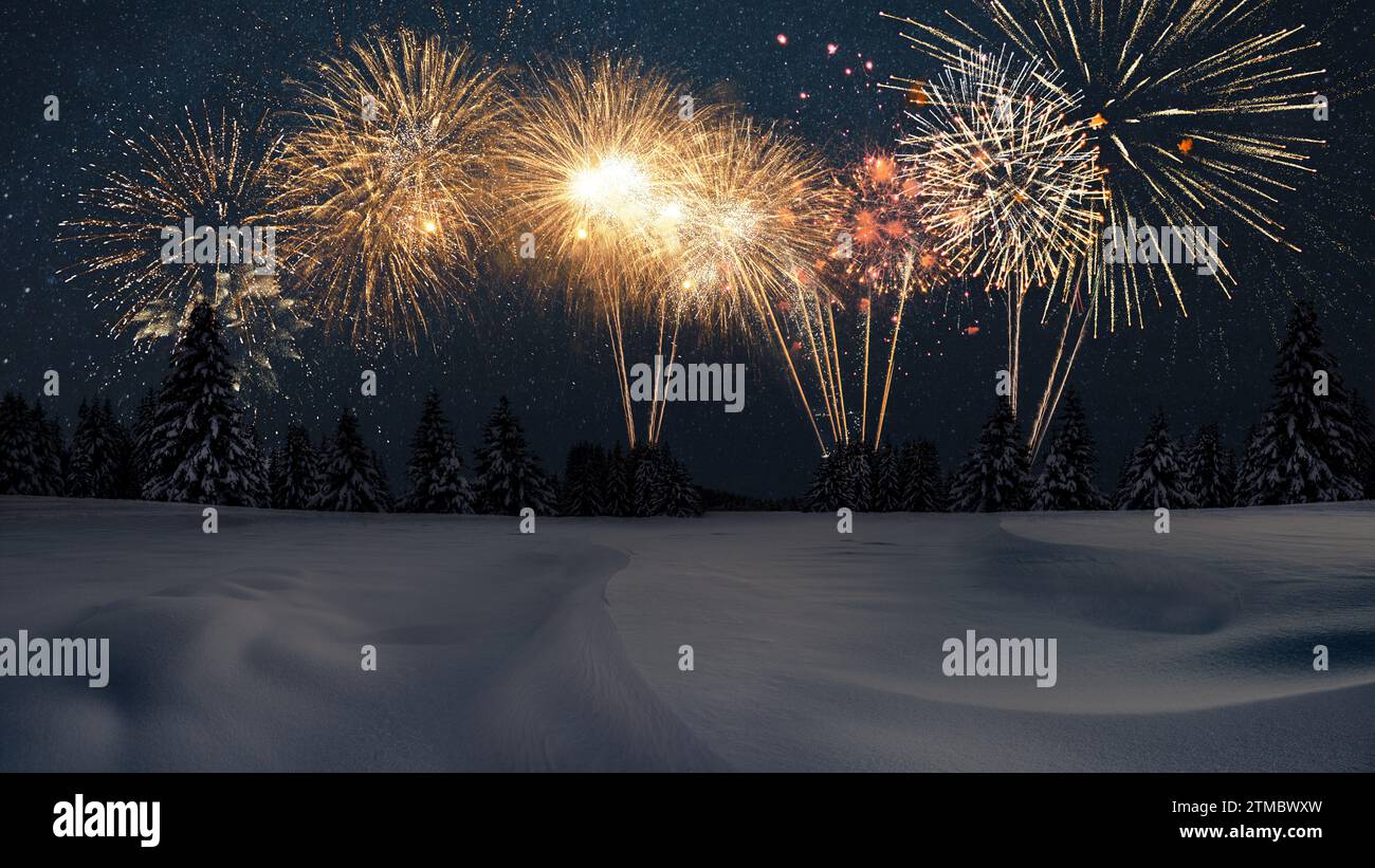 Hiver incroyable avec neige, forêt et ciel étoilé avec feux d'artifice la nuit. Nouvel an et nuit de Noël avec feux d'artifice d'or, idée créative. Nouvel an Banque D'Images