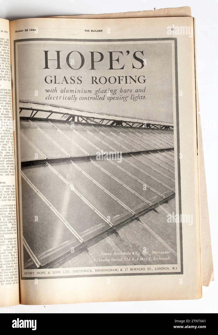 Publicité tirée d'une copie des années 1940 The Builder Magazine : Hopes Glass Roofing Banque D'Images