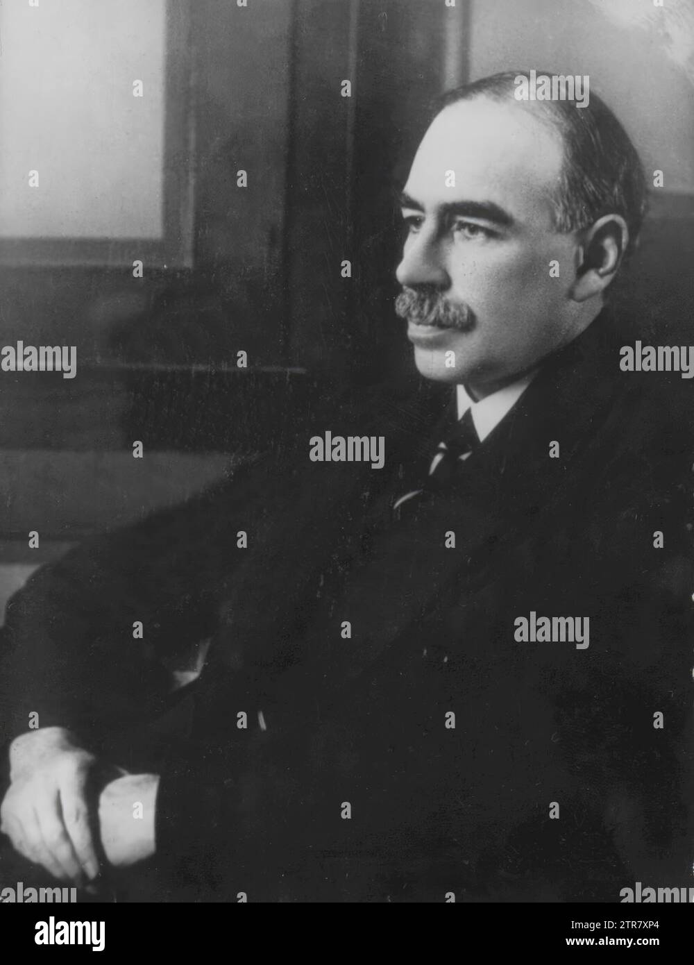 12/31/1939. John Keynes est assis et regarde impassivement. Crédit : Album / Archivo ABC Banque D'Images