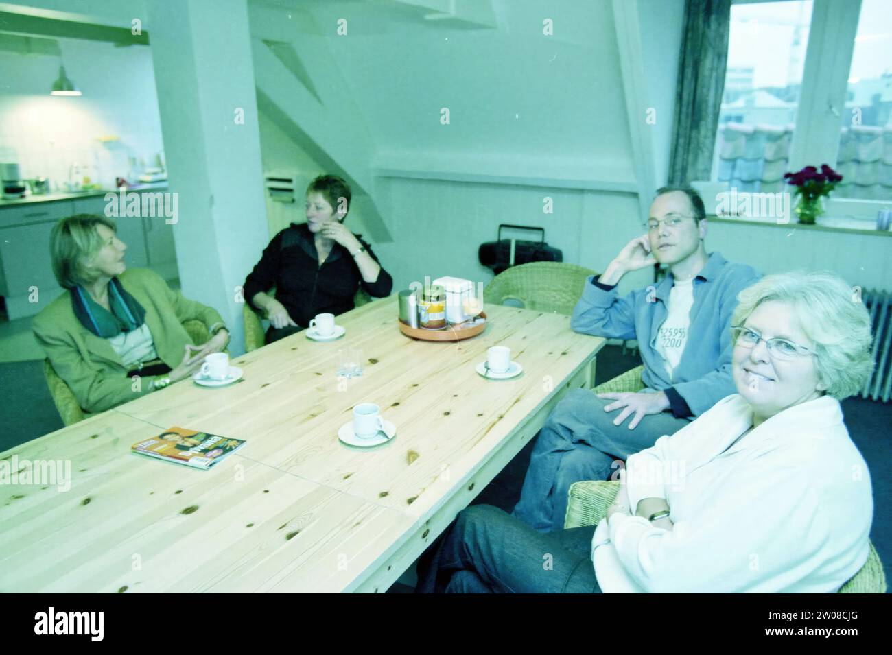 Break Haarlem, Haarlem, pays-Bas, 19-11-2003, Whizgle News from the Past, taillé pour l'avenir. Explorez les récits historiques, l'image de l'agence néerlandaise avec une perspective moderne, comblant le fossé entre les événements d'hier et les perspectives de demain. Un voyage intemporel façonnant les histoires qui façonnent notre avenir. Banque D'Images