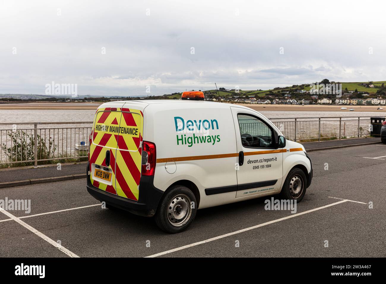 Devon Highways, Devon Highways van, van de travaux, van blanc, van blanc, Devon, autoroutes, fourgon d'autoroute, fourgon d'entretien d'autoroute, entretien d'autoroute Banque D'Images