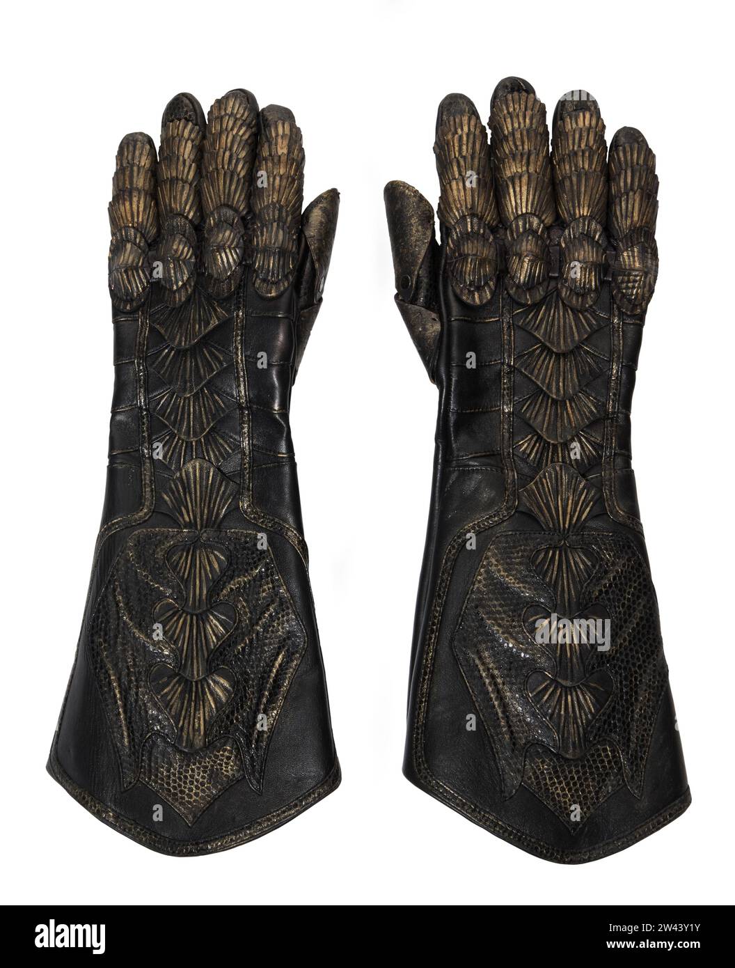 Gants du costume du Lord Marshal du film : 'les chroniques de Riddick' 2004 Banque D'Images