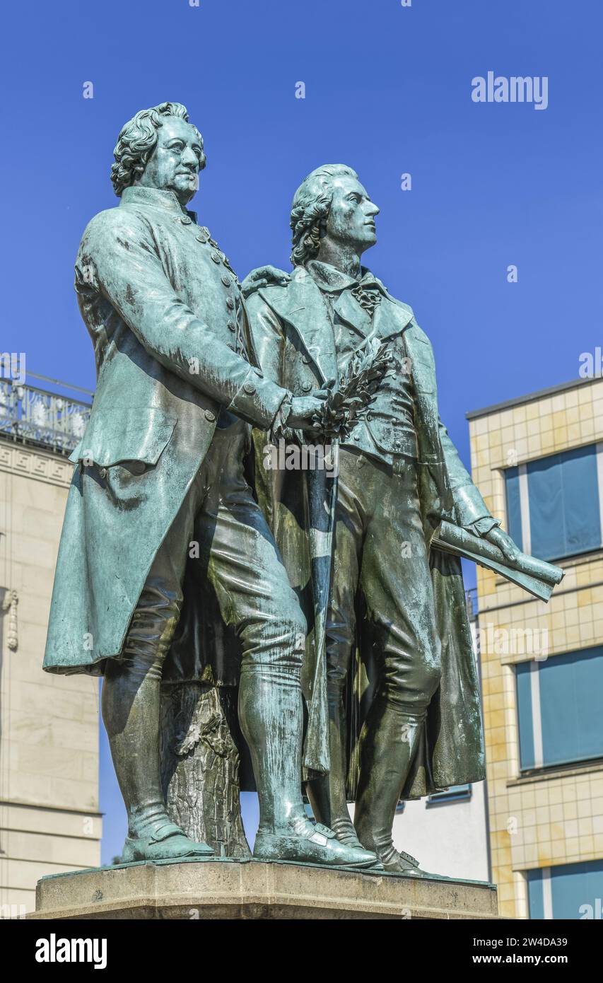 Goethe-Schiller-Denkmal, Theaterplatz, Weimar, Thüringen, Allemagne Banque D'Images