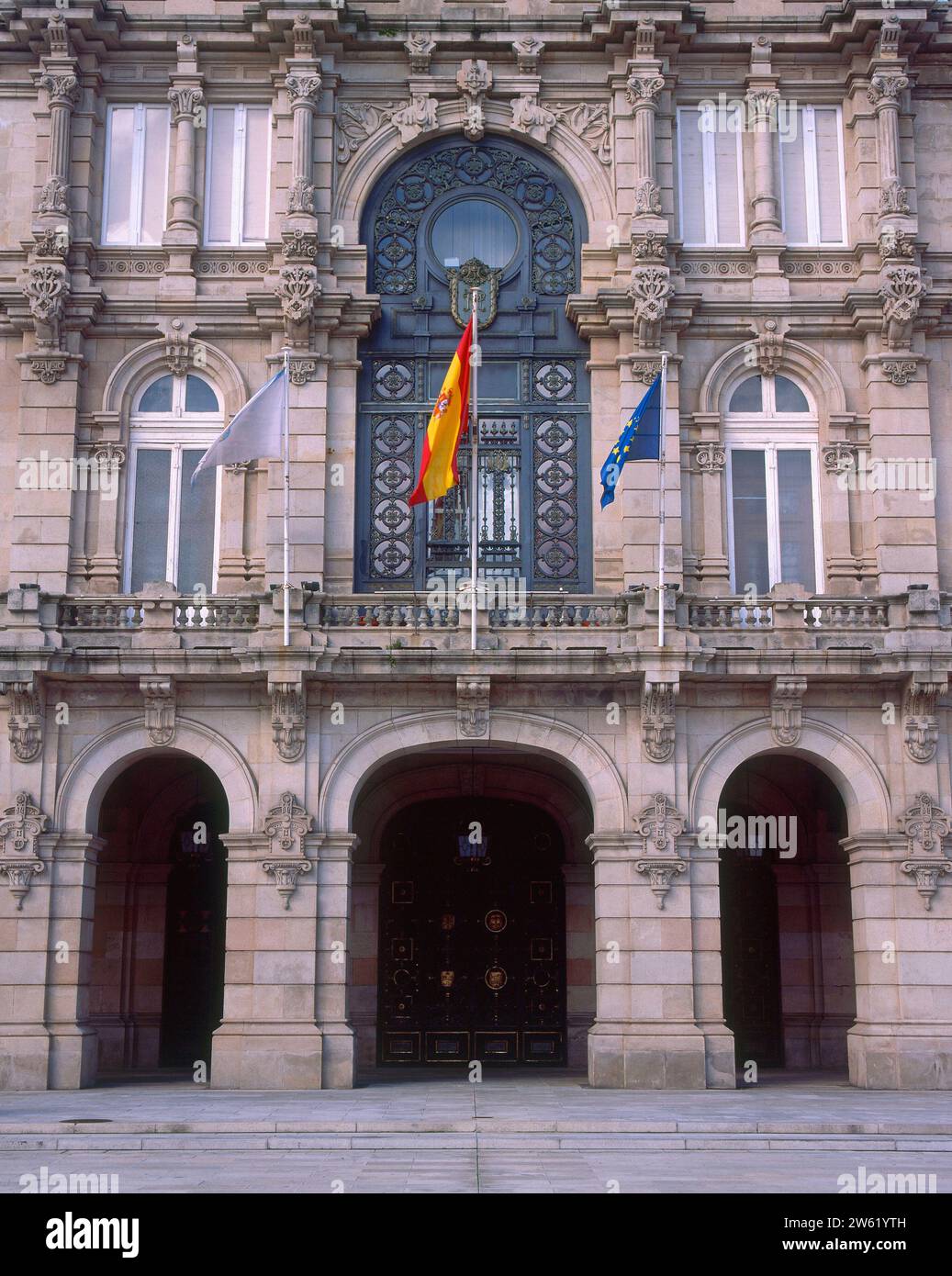 FACHADA DEL PALACIO MUNICIPAL FR LA PLAZA DE MARIA PITA - 1901/17 - FOTO AÑOS 00 SIGLO XXI. AUTEUR : PEDRO MARIÑO Y ORTEGA (1865-1931). Localisation : AYUNTAMIENTO. LA CORUNA. A CORUÑA. ESPAGNE. Banque D'Images