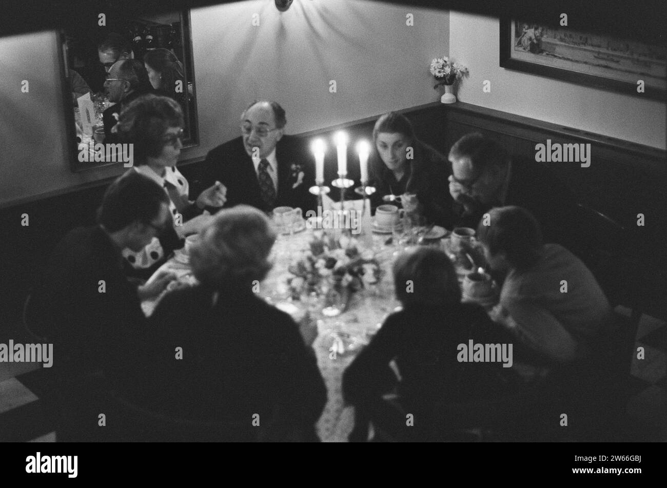 Dîner de mariage W. L. Gandini à Dikker et Thijs ca. 4 janvier 1973 Banque D'Images