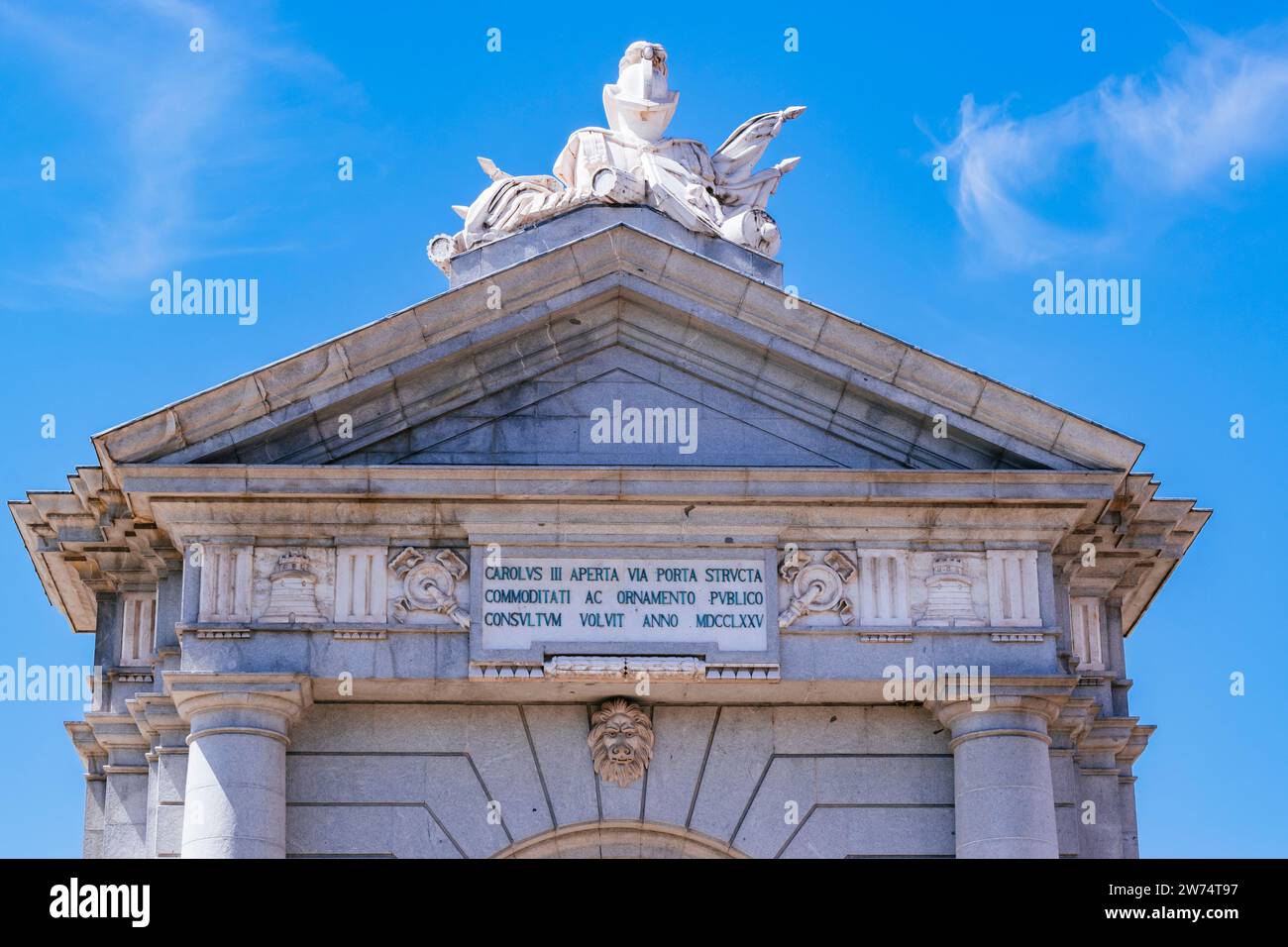 Détails. Puerta de San Vicente est une porte monumentale située dans la Glorieta de San Vicente à Madrid. Madrid, Comunidad de Madrid, Espagne, Europe Banque D'Images