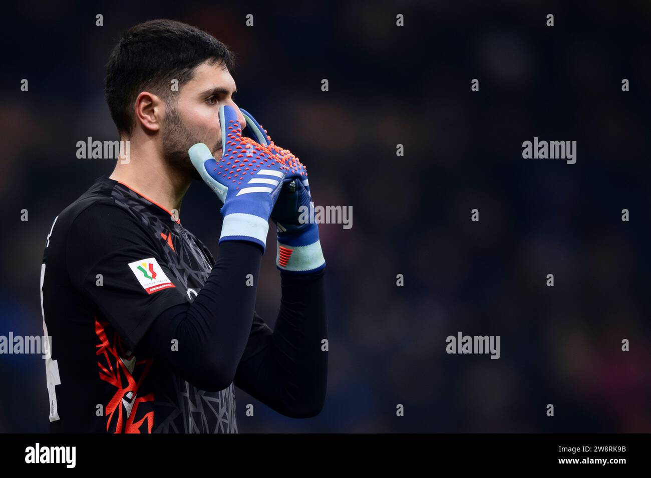 Milan, Italie. 20 décembre 2023. Federico Ravaglia du Bologna FC fait des gestes lors du match de football Coppa Italia entre le FC Internazionale et le Bologna FC. Crédit : Nicolò Campo/Alamy Live News Banque D'Images