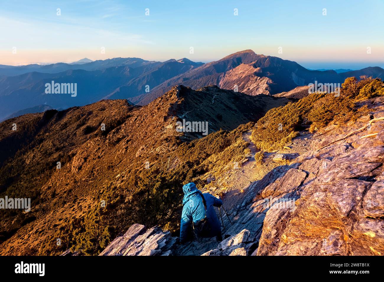 Descente du mont Xiangyang, Jiaming Lake Trail, Taitung, Taiwan Banque D'Images