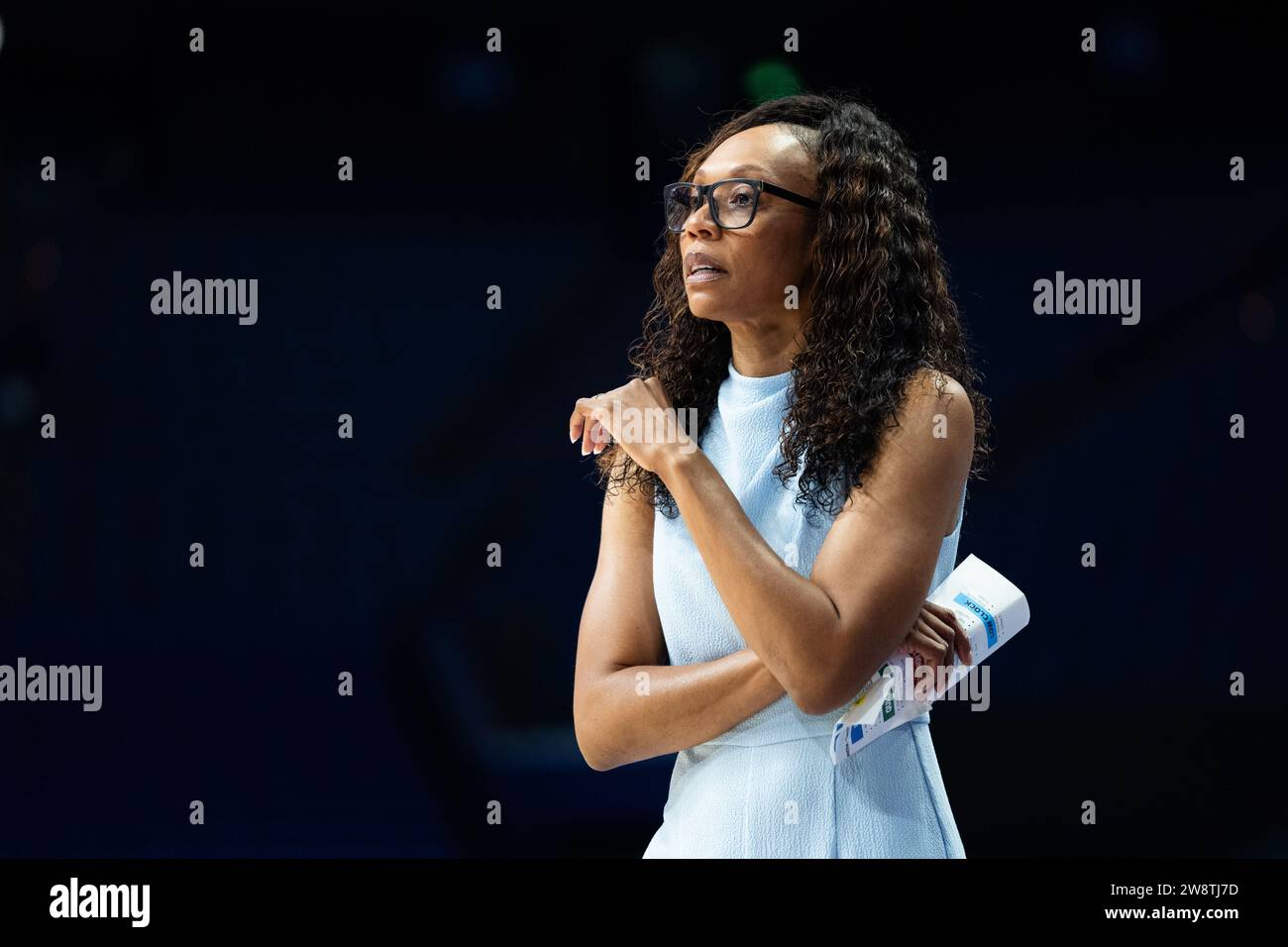 Kyra Elzy entraîne son équipe lors du match de basket-ball féminin Kentucky vs Minnesota le mercredi 6 décembre 2023, au Rupp Arena Banque D'Images