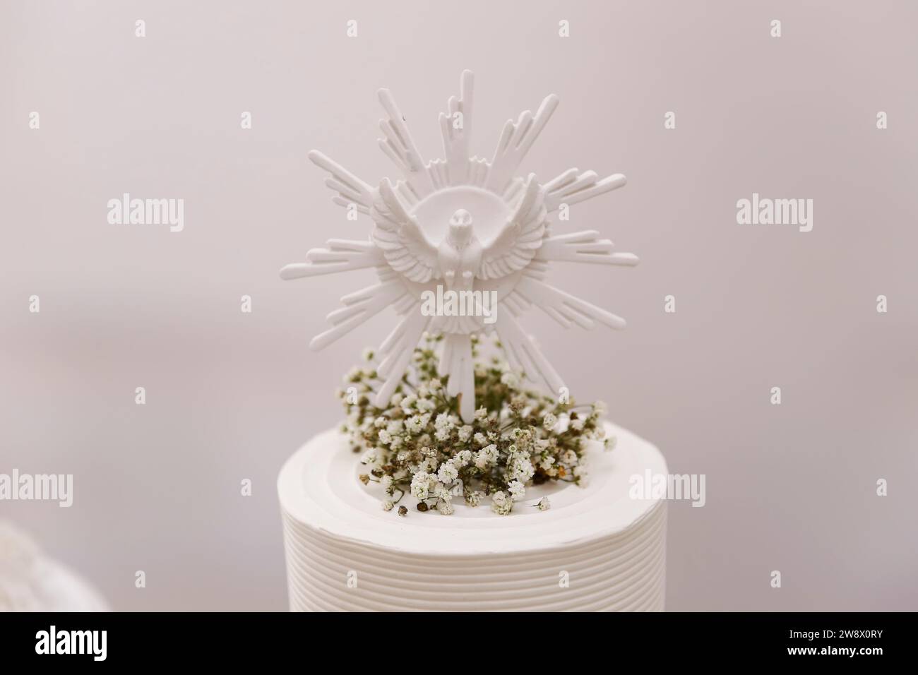 beau gâteau de fête représentant le baptême - délicieuse fête de bonbons, gâteau de baptême, célébration de bonbons, réception, nourriture Banque D'Images