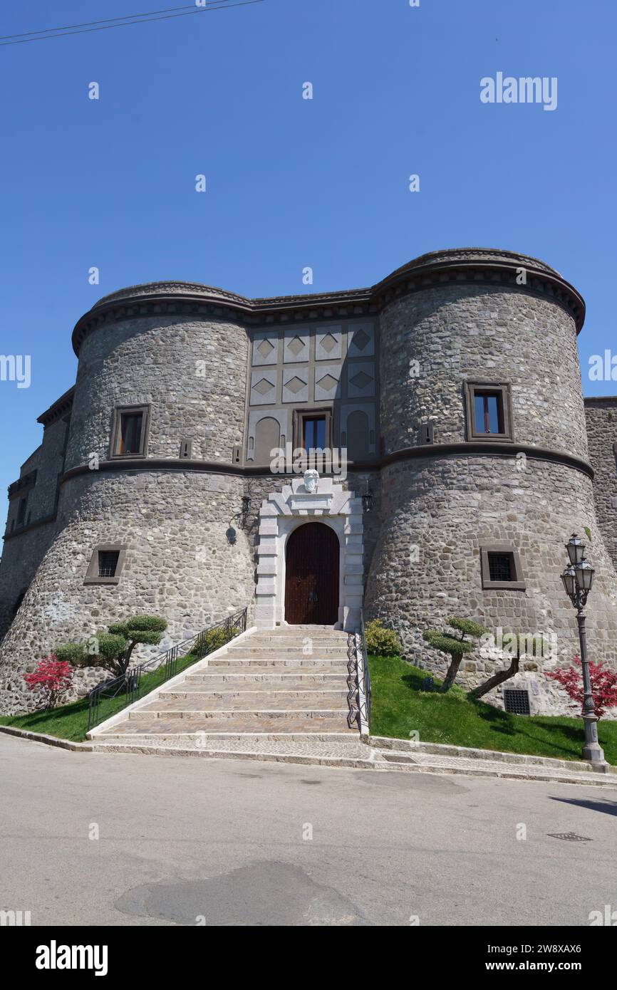 Château historique de Faicchio, province de Bénévent, Campanie, Italie Banque D'Images