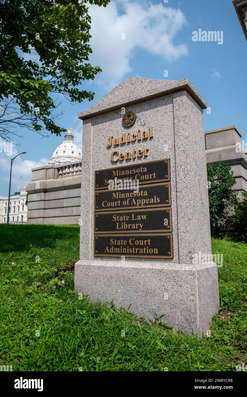 St. Paul, Minnesota. Centre judiciaire du Minnesota. Il abrite la Cour suprême et la Cour d'appel de l'État ainsi que la Cour des accidents du travail de Banque D'Images