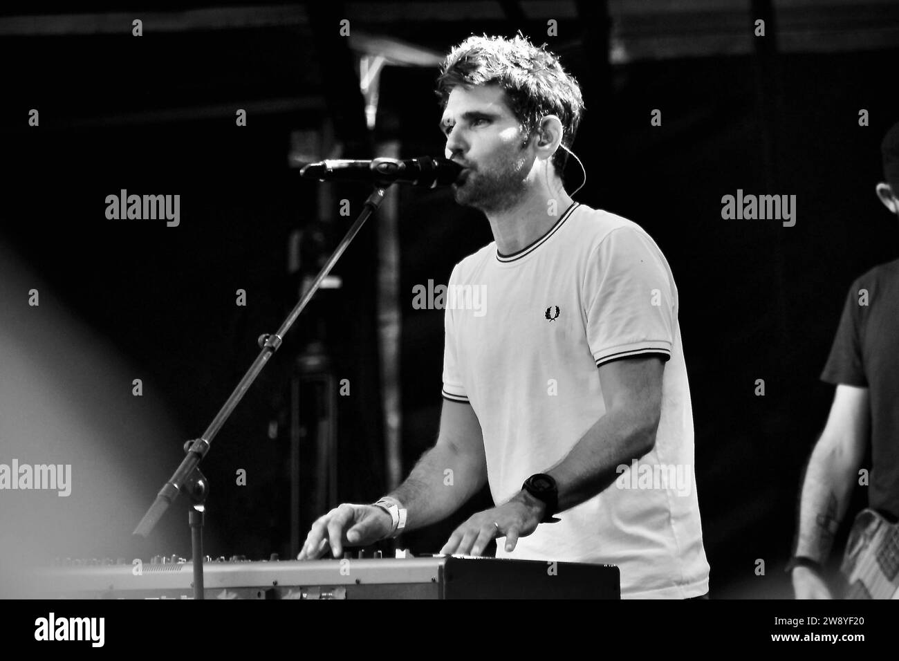 Roy Stride se produire avec Scouting for Girls au Hardwick Festival, août 2023. Crédit James Hind/Alamy stock photo. Banque D'Images