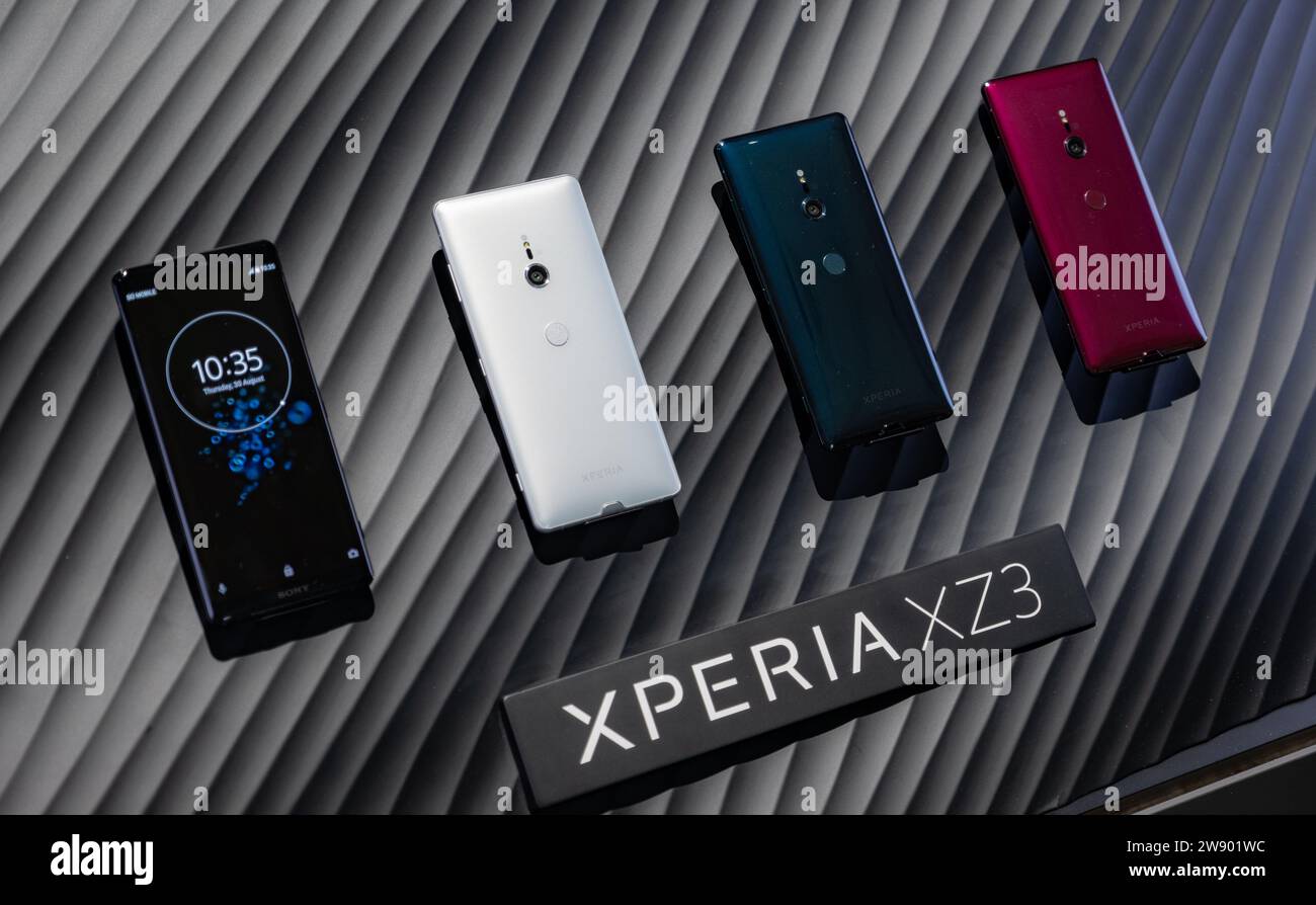 HCMC, VN - décembre 2023. Smartwatch Sony Xperia XZ3 Banque D'Images