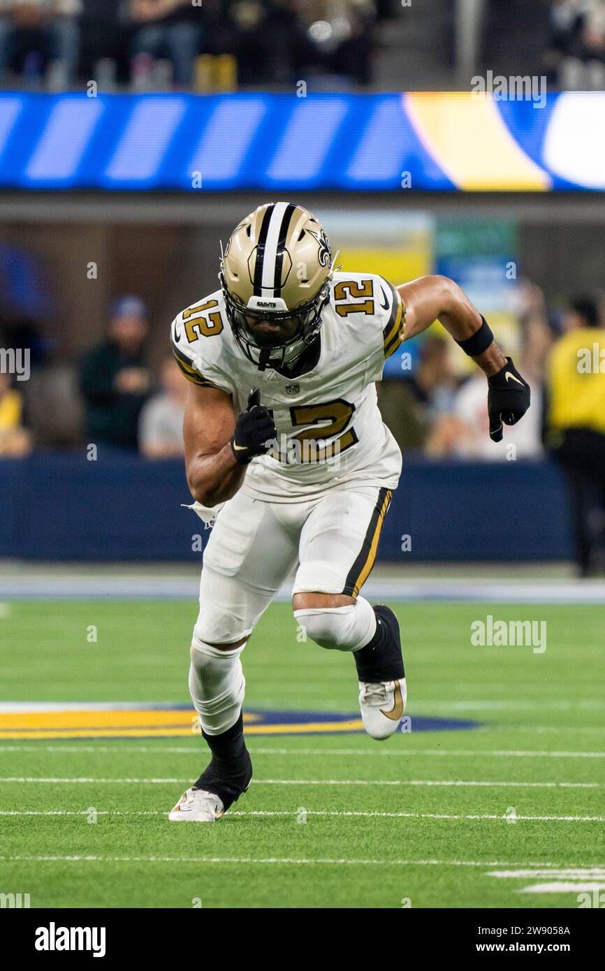 Chris Olave (12), receveur des Saints de la Nouvelle-Orléans, lors d'un match de la NFL contre les Rams de Los Angeles, jeudi 21 décembre 2023, au SOFI Stadium, in ing Banque D'Images