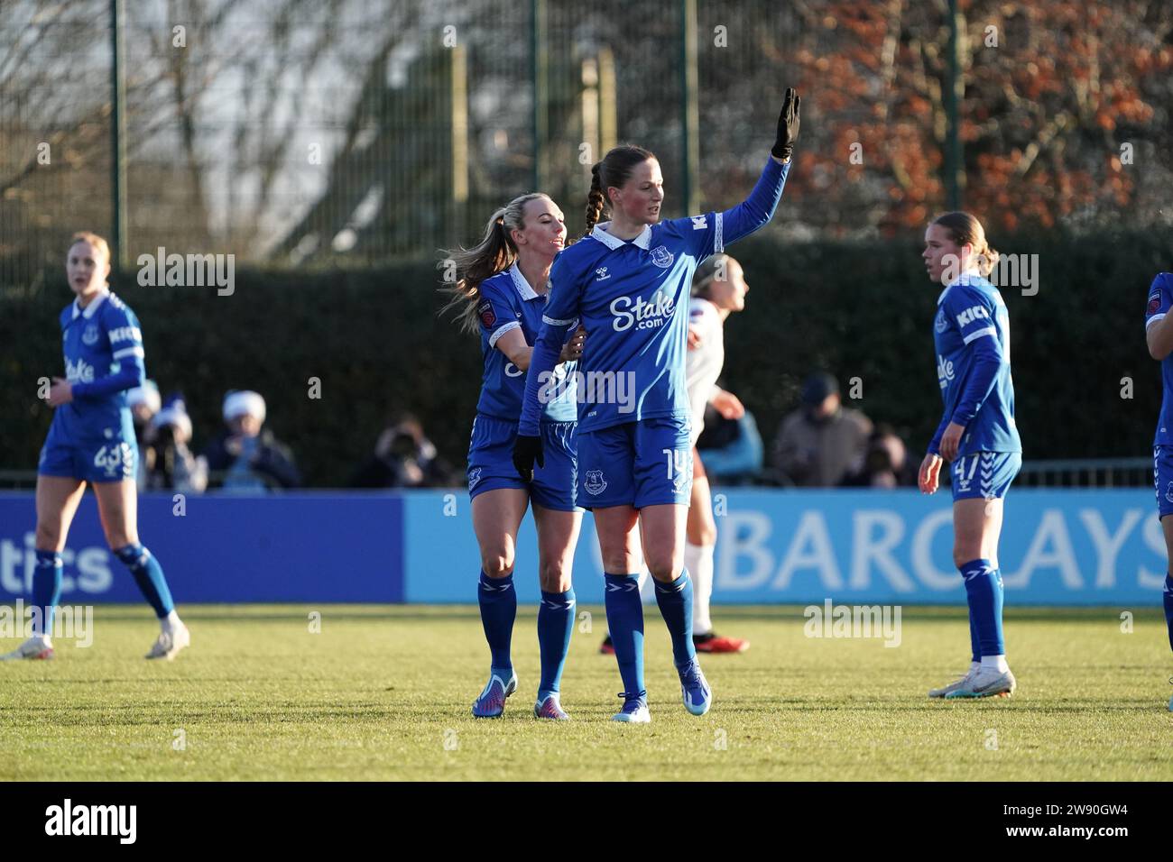 Everton FC - Manchester City - Barclays Women's Super League LIVERPOOL, ANGLETERRE - 17 DÉCEMBRE : Nicoline Sorensen d'Everton lors du match de Barclays Women's Super League entre Everton FC et Manchester City au Walton Hall Park le 17 décembre 2023 à Liverpool, Angleterre. (Photo Alan Edwards pour F2images) Banque D'Images