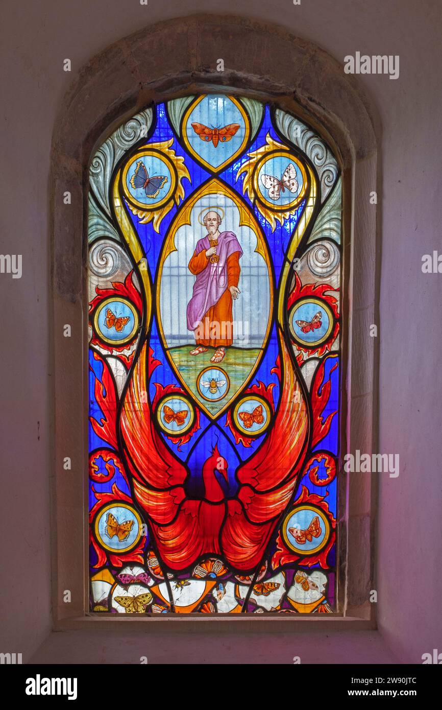 Fenêtre papillon à l'église de St Mary et St Peter Wilmington Banque D'Images