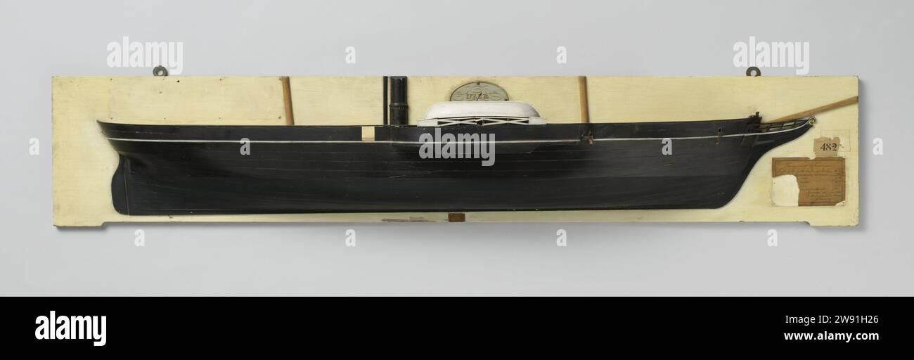 Maquette De Bateau Deux-mâts Artisanale En Métal Noir - Boîte Schweppes Récup' - Vietnam