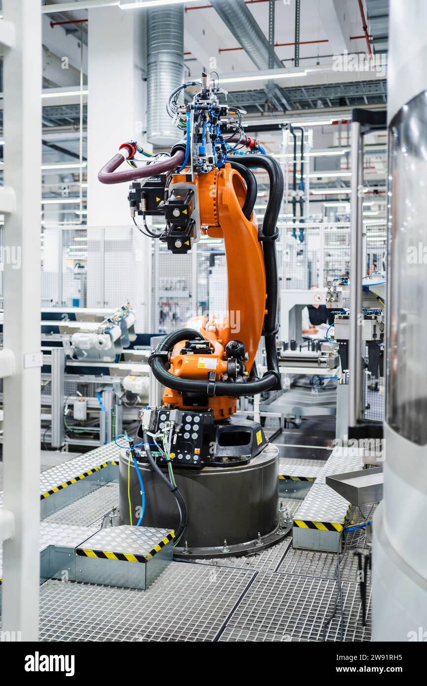 Robot industriel dans une usine moderne Banque D'Images