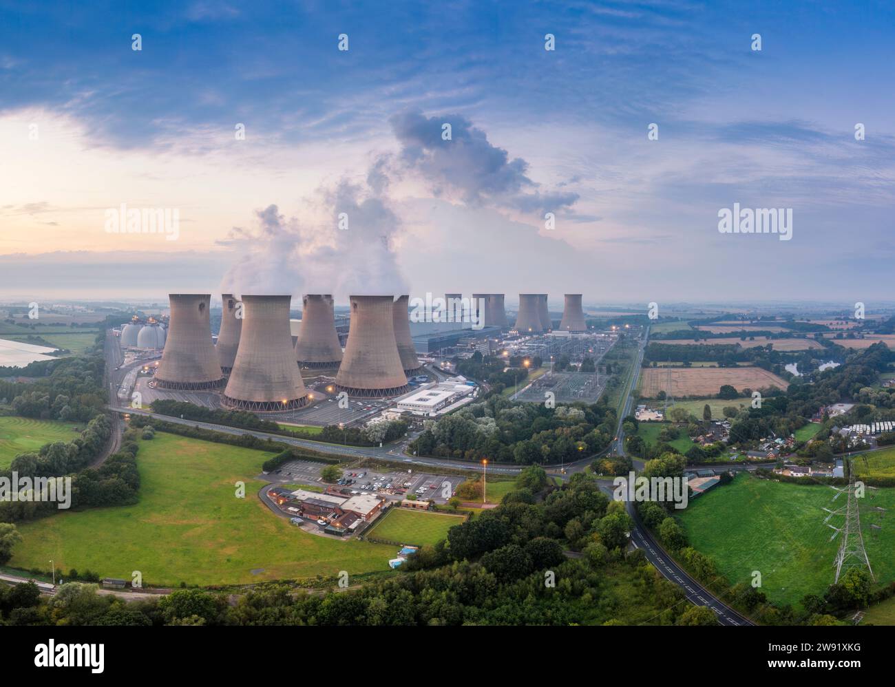 Royaume-Uni, Angleterre, Drax, vue aérienne de la centrale électrique de Drax Banque D'Images